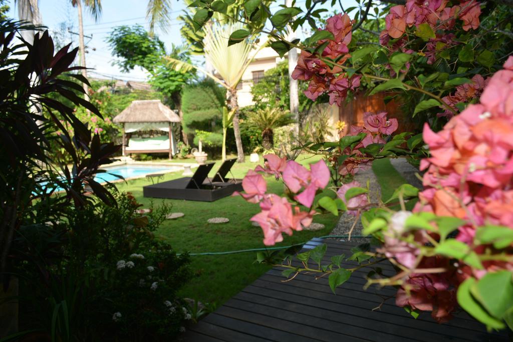 Villa Una Seminyak  Exterior photo